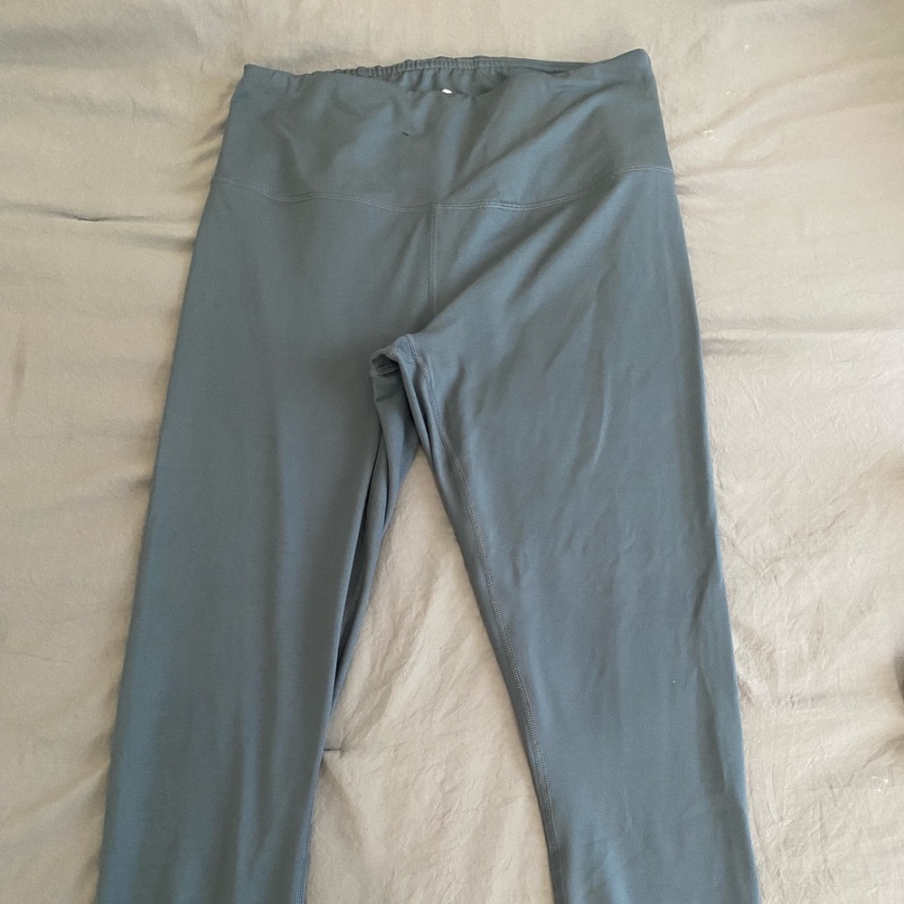 Gray 3/4 leggings